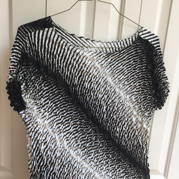 Vintage "Bubble" Texture Top - One size fits many - Picture 2 of 2